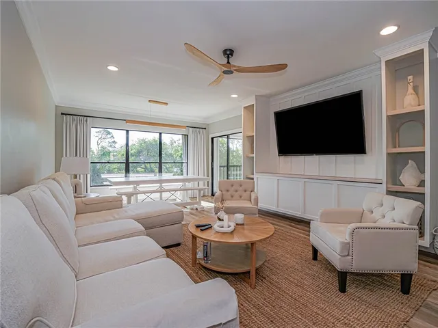 $2,600 | 6175 South Mirror Lake Drive, Unit 307, Sebastian, FL 32958