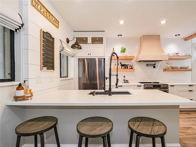 $2,600 | 6175 South Mirror Lake Drive, Unit 307, Sebastian, FL 32958