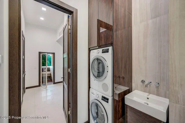 $1,250,000 | 130 Laurelbrook Drive, Wilkes Barre, PA 18702