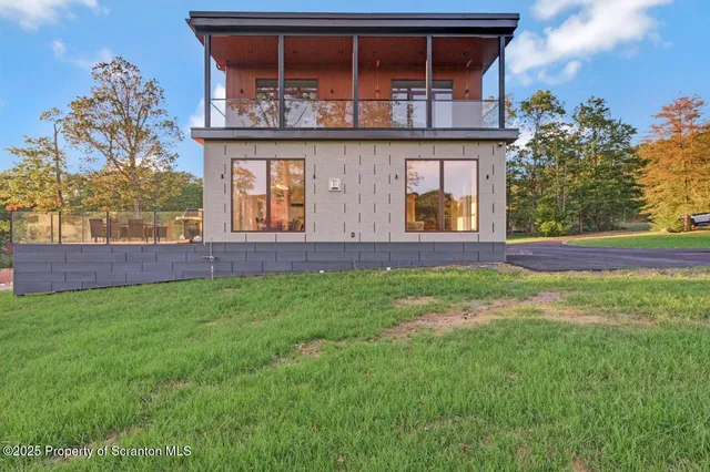 $1,250,000 | 130 Laurelbrook Drive, Wilkes Barre, PA 18702