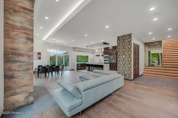 $1,250,000 | 130 Laurelbrook Drive, Wilkes Barre, PA 18702