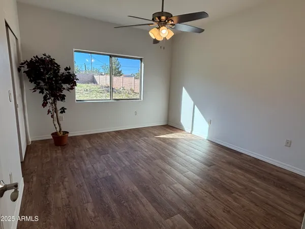 $425,000 | 3598 East Astro Street, Hereford, AZ 85615
