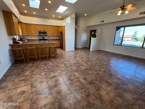 $425,000 | 3598 East Astro Street, Hereford, AZ 85615