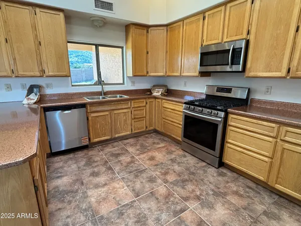 $425,000 | 3598 East Astro Street, Hereford, AZ 85615