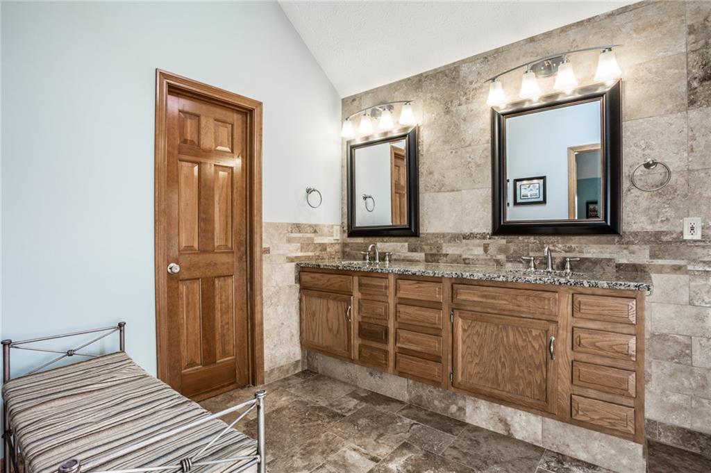 3425 Foster Ridge Lane Carmel, IN 46033 - Photo 22 of 35 Gallery Image 22