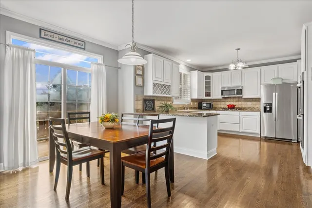 $555,000 | 1415 Carmel Lane, Cary, IL 60013