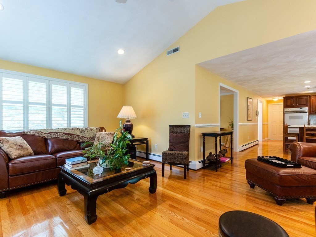 41 Kenney Road Middleton, MA 01949 - Photo 12 of 39