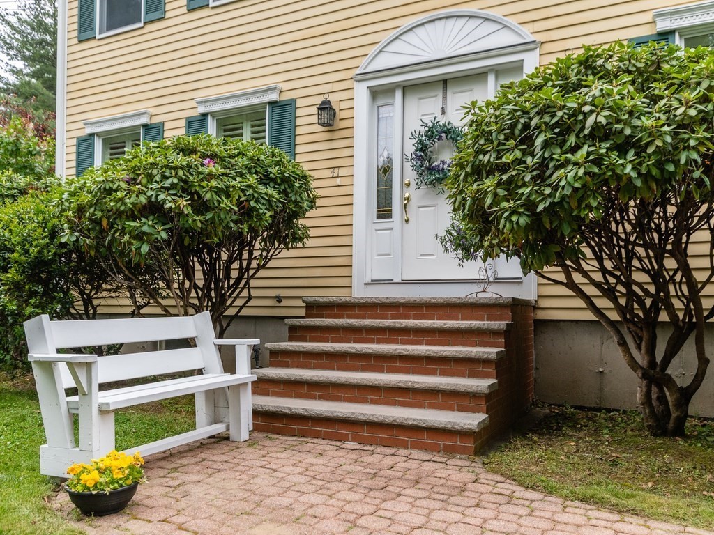 41 Kenney Road Middleton, MA 01949 - Photo 3 of 39