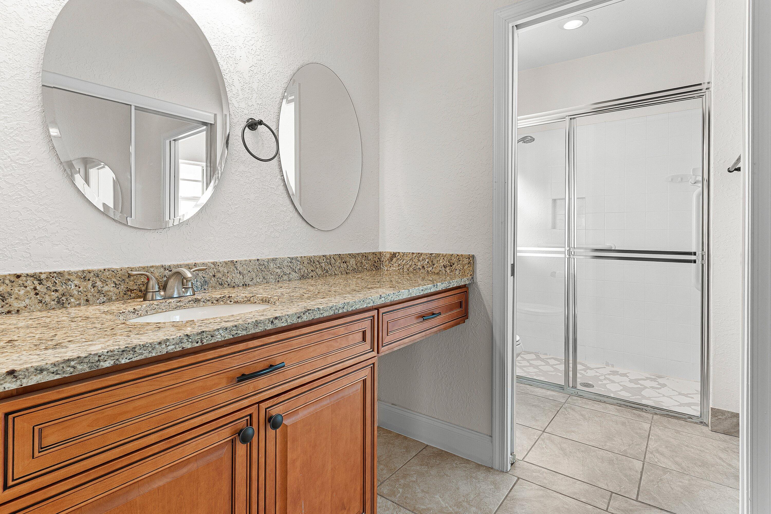 6081 Heliconia Road Delray Beach, FL 33484 - Photo 23 of 39 Primary Bath