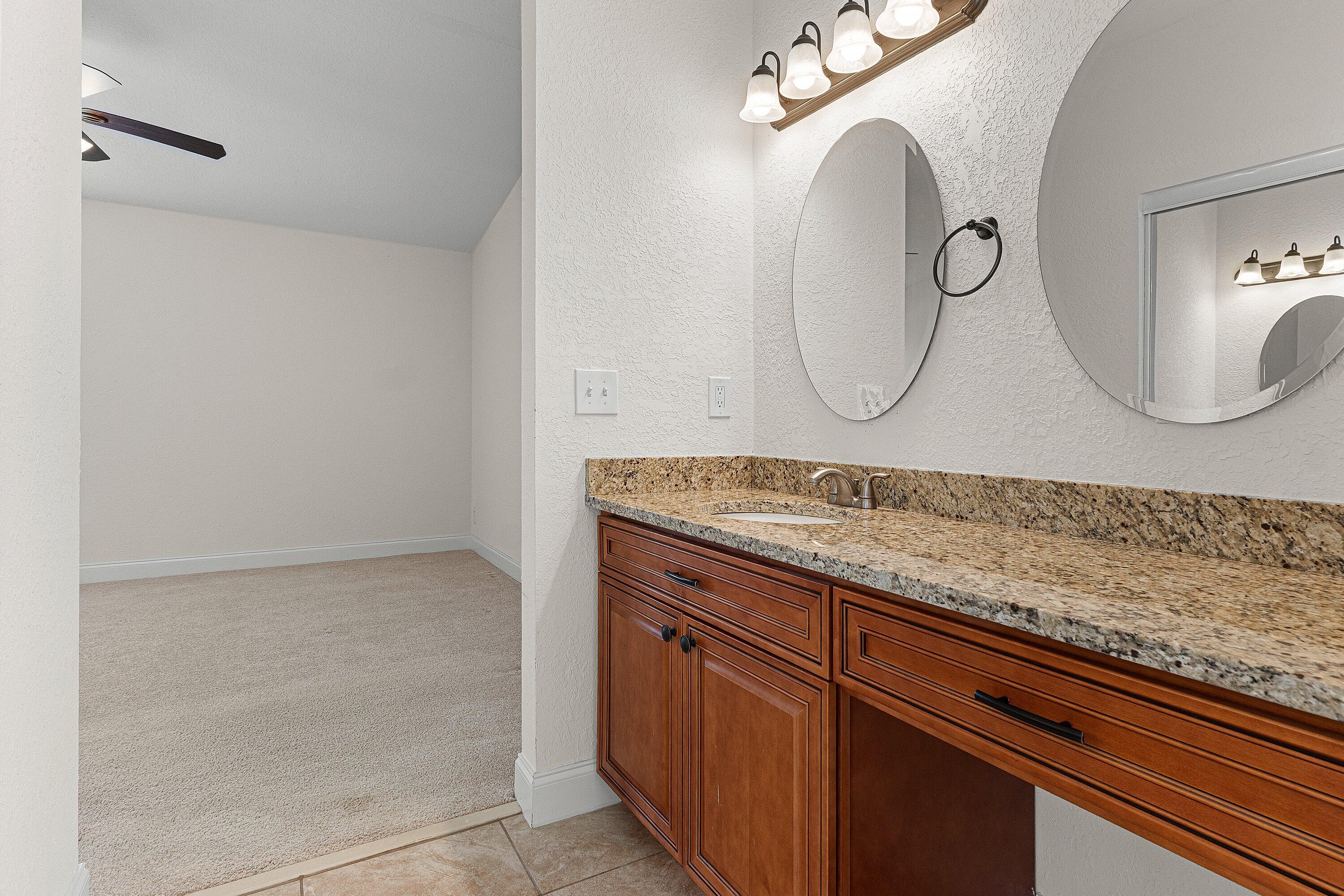 6081 Heliconia Road Delray Beach, FL 33484 - Photo 25 of 39 Primary Bath