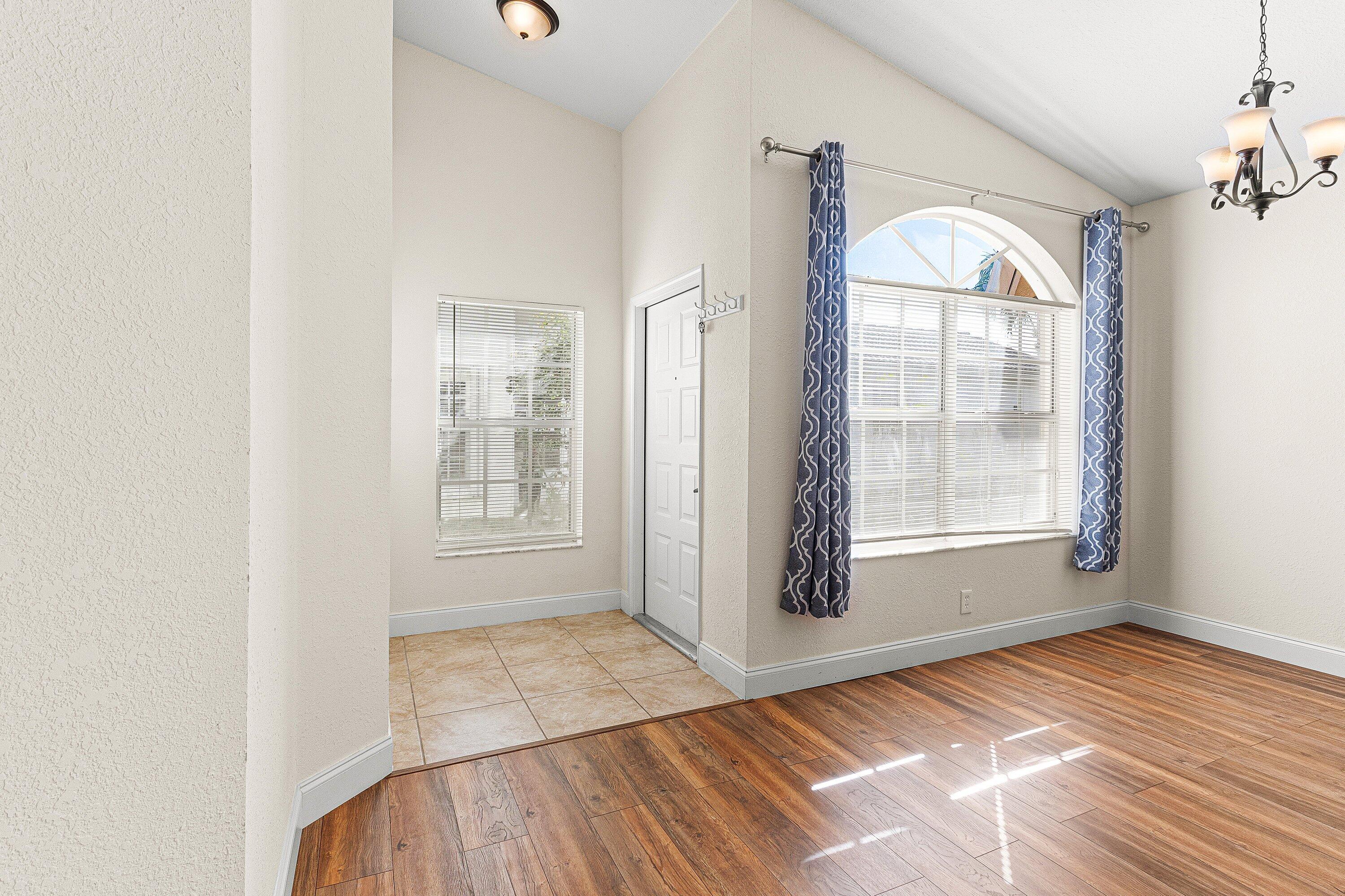 6081 Heliconia Road Delray Beach, FL 33484 - Photo 5 of 39 Entry