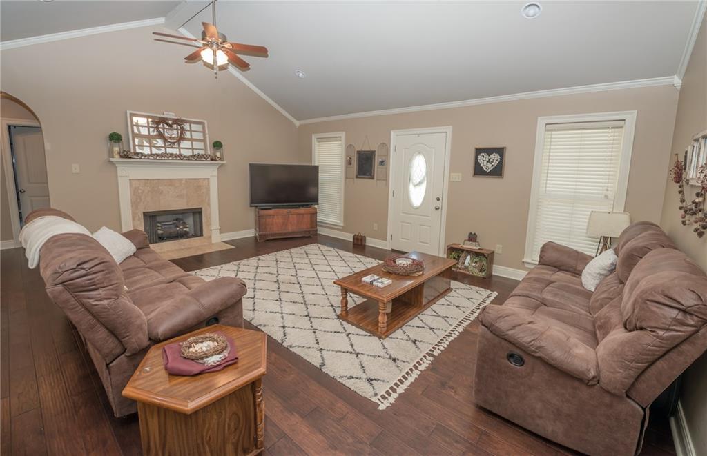145 Price Road Pollock, LA 71467 - Photo 6 of 23 Gallery Image 6