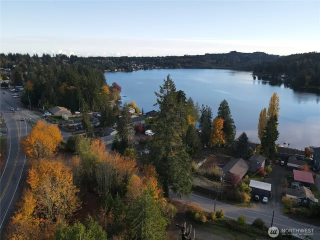 $200,000 | 1981 Chico Way Northwest, Bremerton, WA 98312