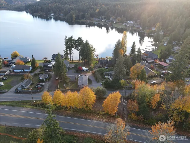 $200,000 | 1981 Chico Way Northwest, Bremerton, WA 98312