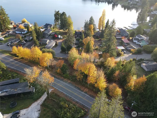 $200,000 | 1981 Chico Way Northwest, Bremerton, WA 98312