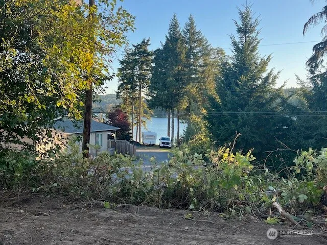$200,000 | 1981 Chico Way Northwest, Bremerton, WA 98312