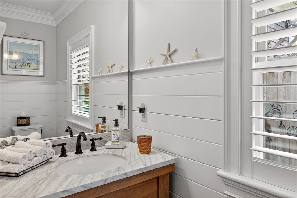 82 Crystal Lake Road Barnstable, MA 02655 - Photo 20 of 42