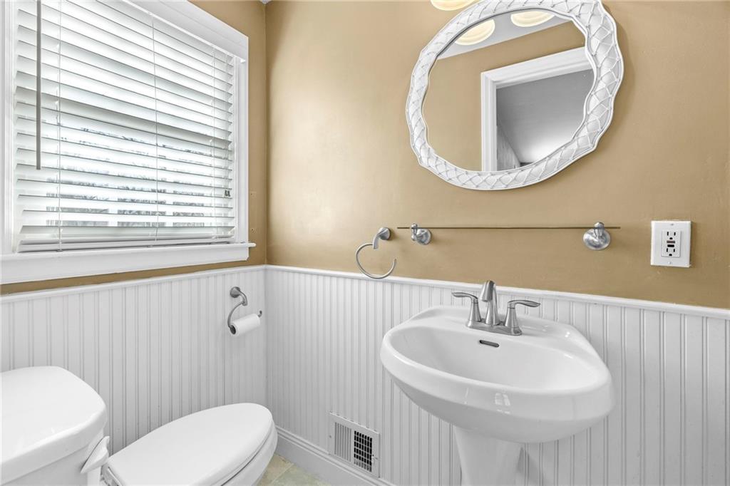 7000 Roe Avenue Prairie Village, KS 66208 - Photo 16 of 32