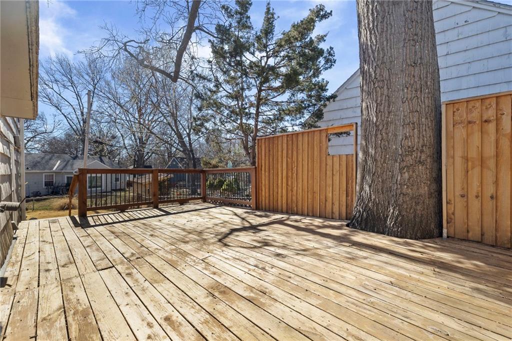 7000 Roe Avenue Prairie Village, KS 66208 - Photo 24 of 32