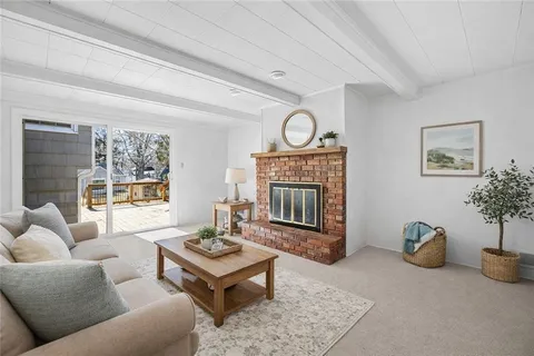 $389,000 | 7000 Roe Avenue, Prairie Village, KS 66208