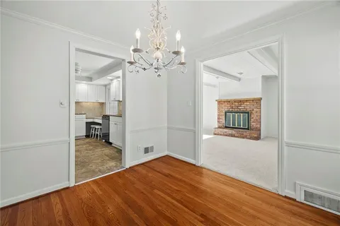 $389,000 | 7000 Roe Avenue, Prairie Village, KS 66208