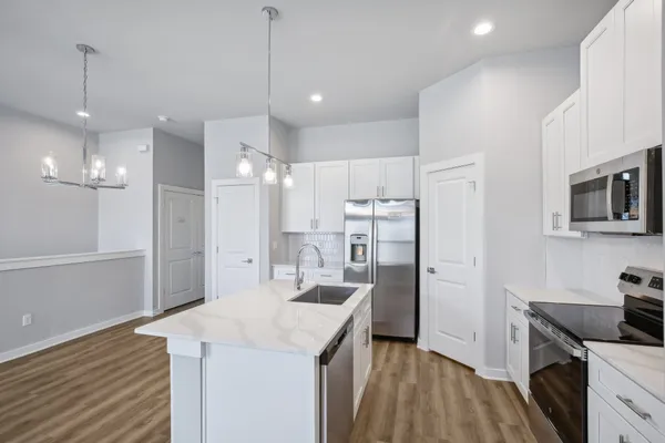 $1,999 | 5751 Spring Stuebner Road, Spring, TX 77388