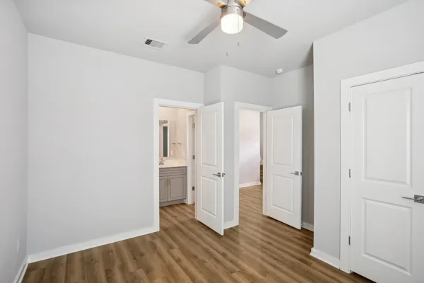 $1,999 | 5751 Spring Stuebner Road, Spring, TX 77388