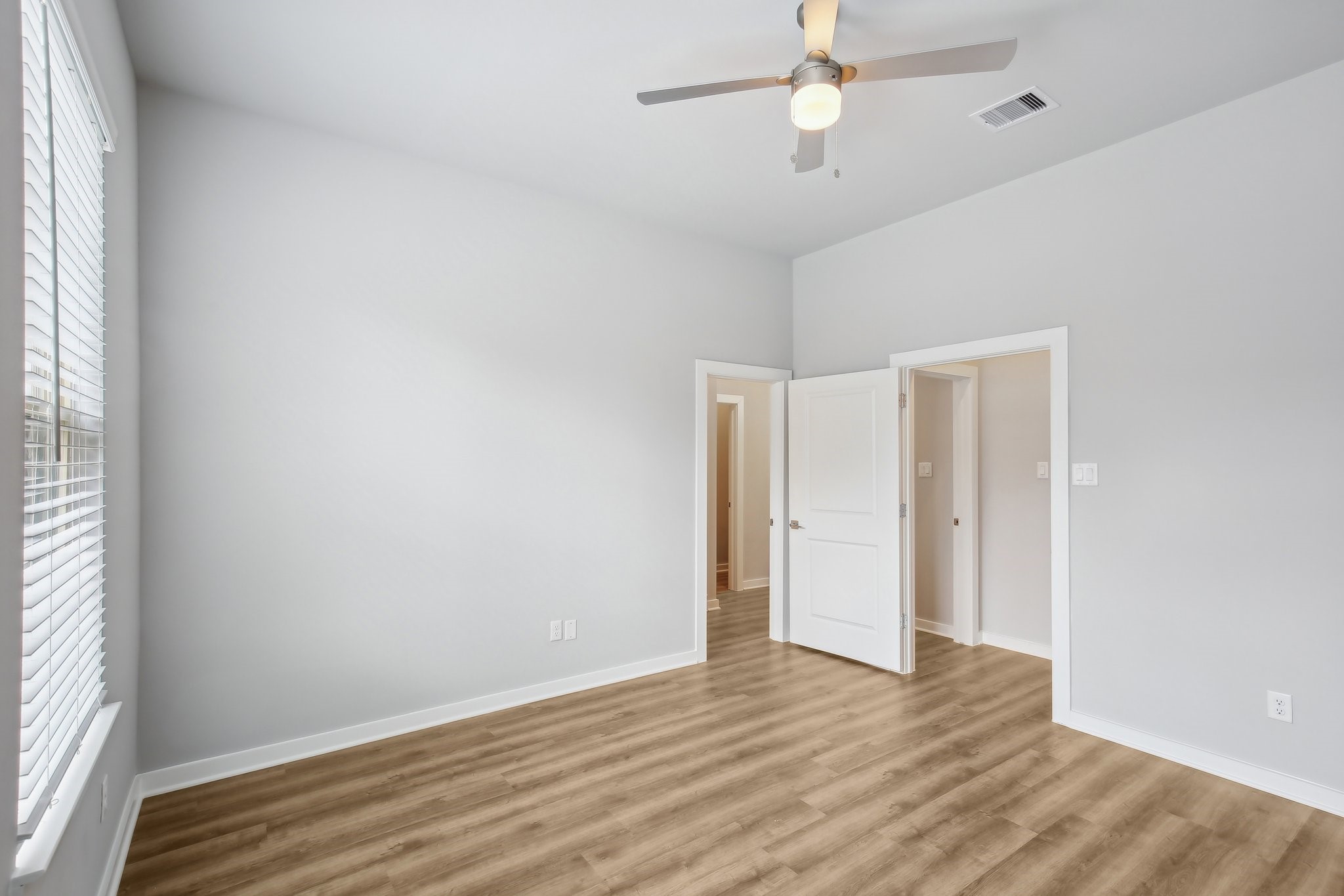 5751 Spring Stuebner Road Spring, TX 77388 - Photo 8 of 14
