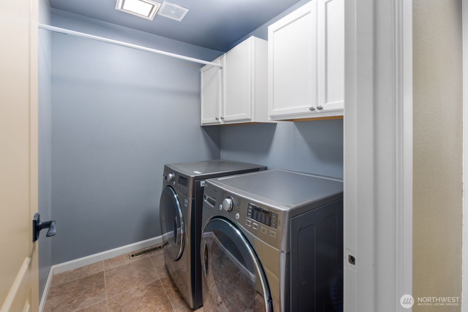 2120 Jones Avenue Northeast Renton, WA 98056 - Photo 19 of 40