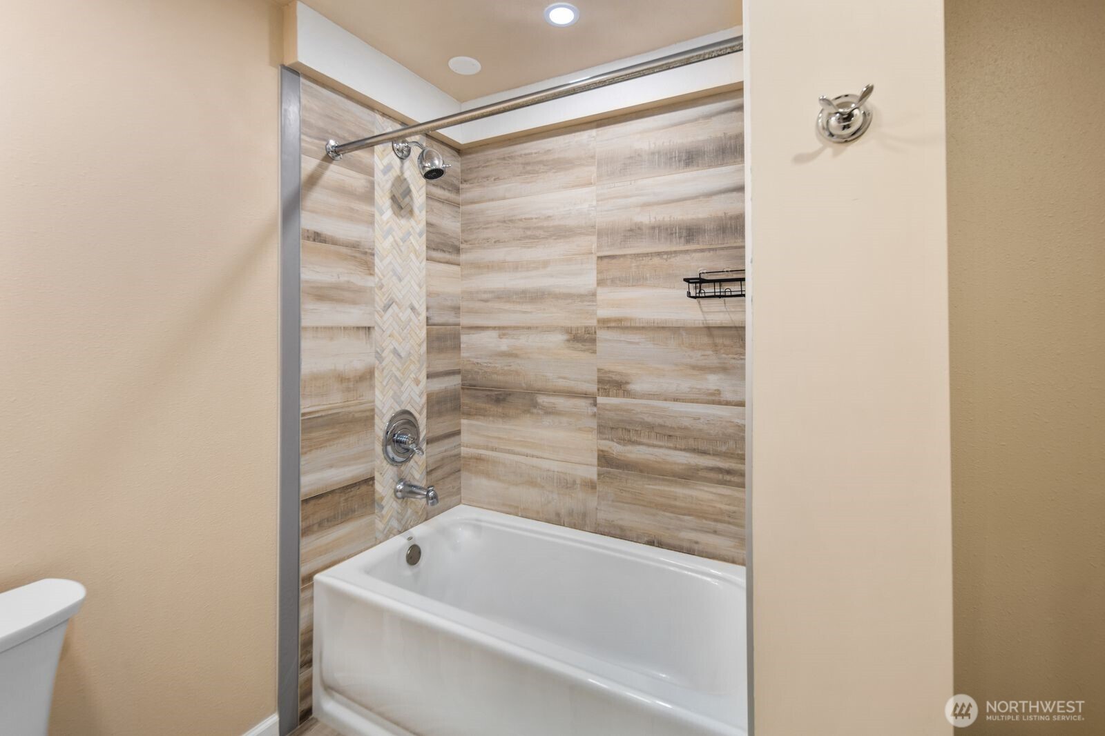 2120 Jones Avenue Northeast Renton, WA 98056 - Photo 31 of 40