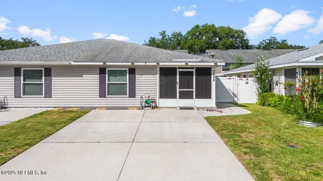 $295,000 | 2548 Haywood Estates Lane, Jacksonville, FL 32233