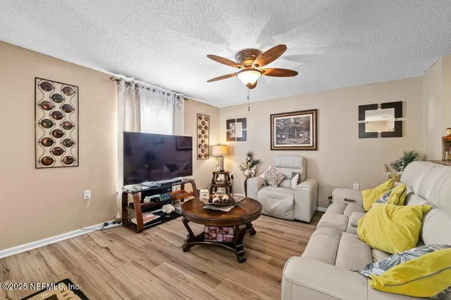 $295,000 | 2548 Haywood Estates Lane, Jacksonville, FL 32233