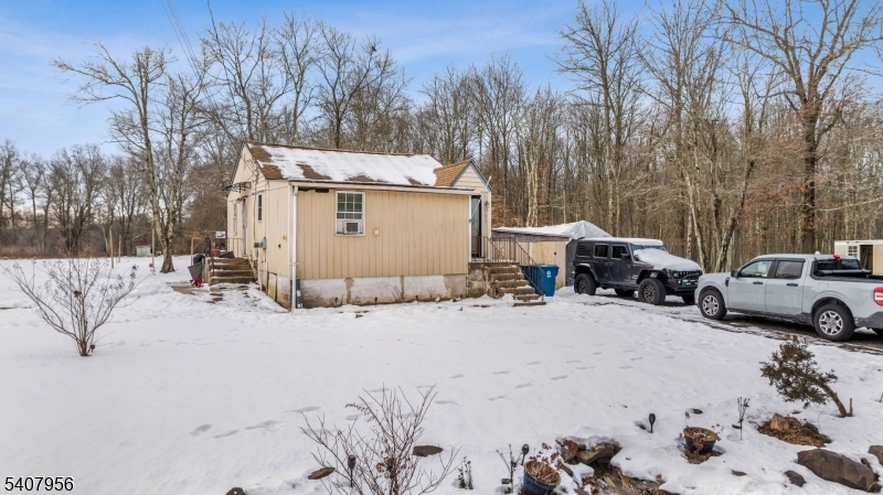 107 Oak Grove Road Flemington, NJ 08822 - Photo 3 of 14