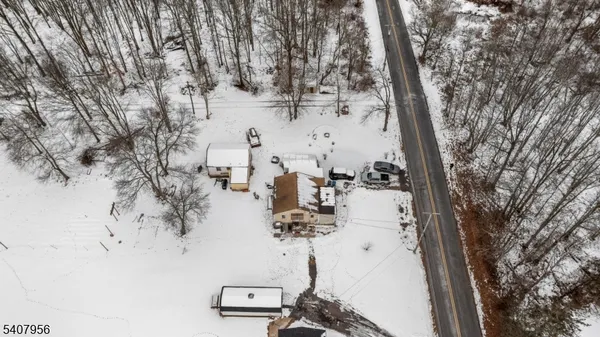 $300,000 | 107 Oak Grove Road, Flemington, NJ 08822