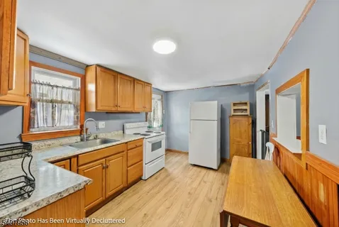 $300,000 | 107 Oak Grove Road, Flemington, NJ 08822