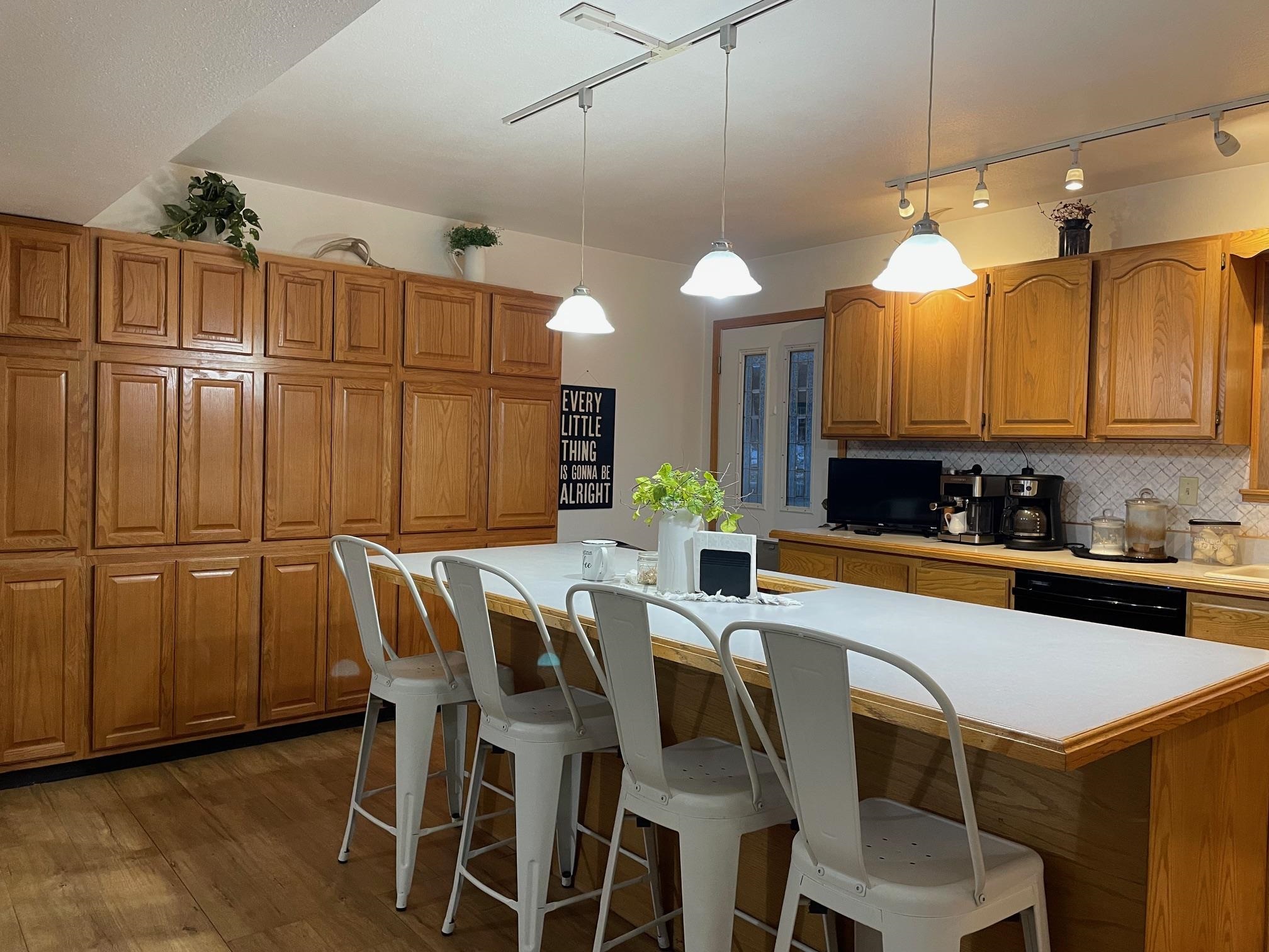 1638 Oregon Street Rawlins, WY 82301 - Photo 5 of 22