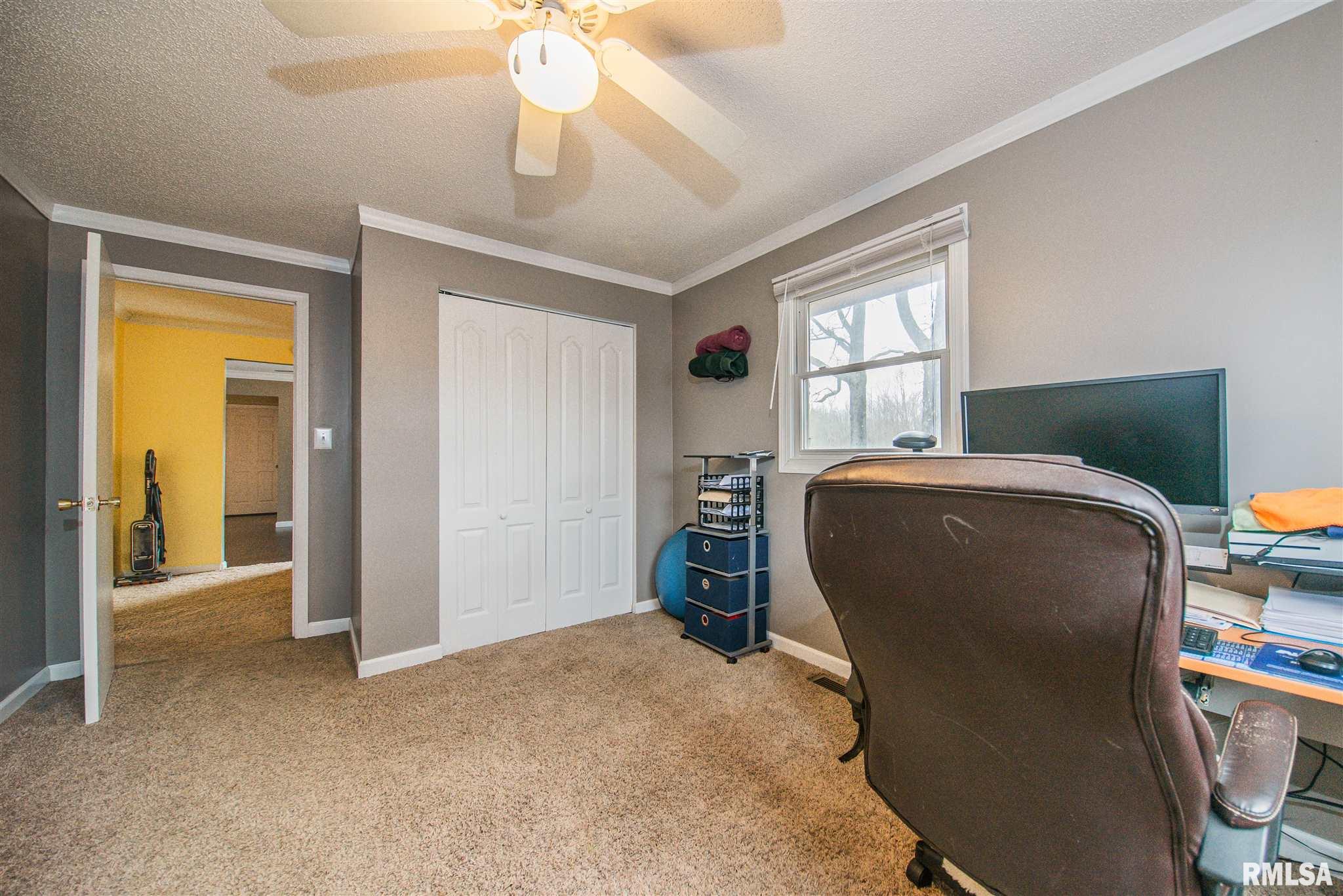 7997 Giant City Road Carbondale, IL 62902 - Photo 12 of 25 Gallery Image 12