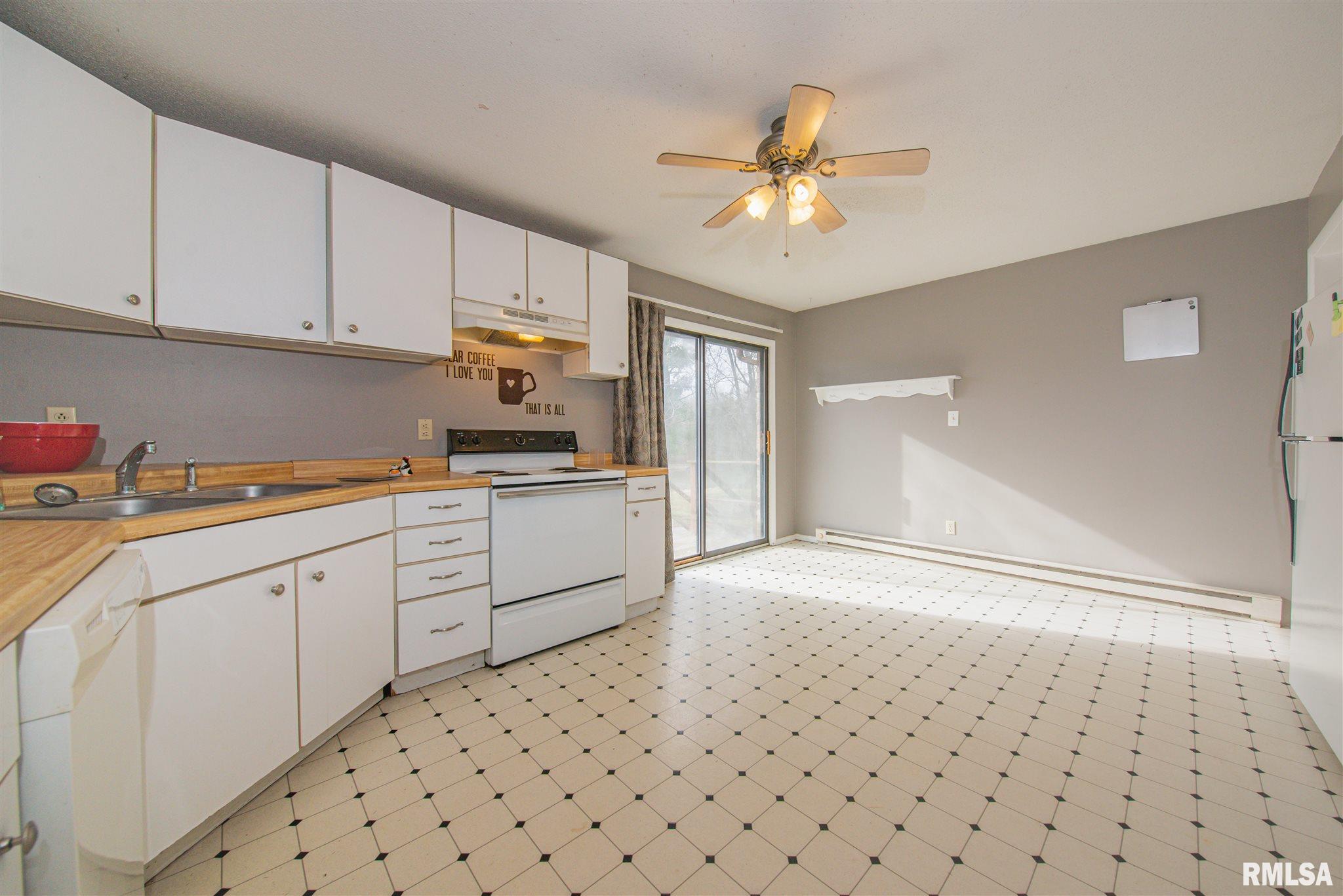 7997 Giant City Road Carbondale, IL 62902 - Photo 19 of 25 Gallery Image 19