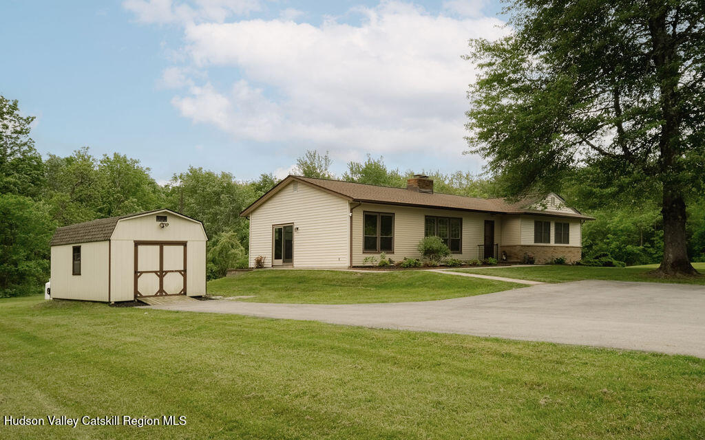 88 Rymph Road Pleasant Valley, NY 12569 - Photo 27 of 28 Drivaway