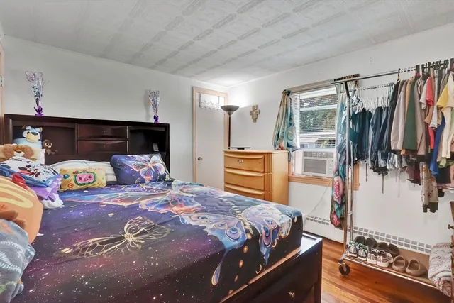 $289,999 | 519 Prospect Street, Chicopee, MA 01020