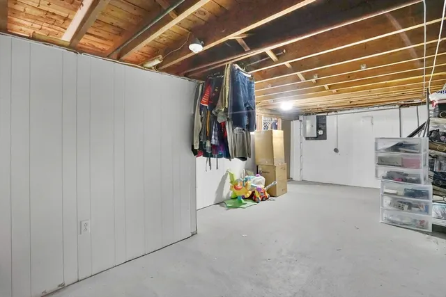 $289,999 | 519 Prospect Street, Chicopee, MA 01020