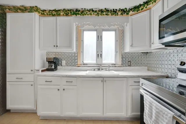 $289,999 | 519 Prospect Street, Chicopee, MA 01020