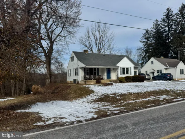 $289,900 | 3120 Crooked Wind Lane, York, PA 17404