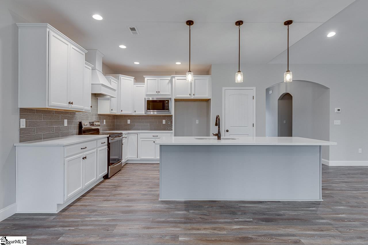 325 Groce Meadow Road Taylors, SC 29687 - Photo 14 of 36 Gallery Image 14