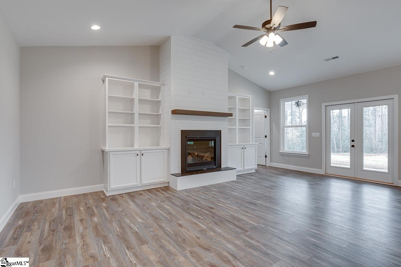 325 Groce Meadow Road Taylors, SC 29687 - Photo 17 of 36 Gallery Image 17