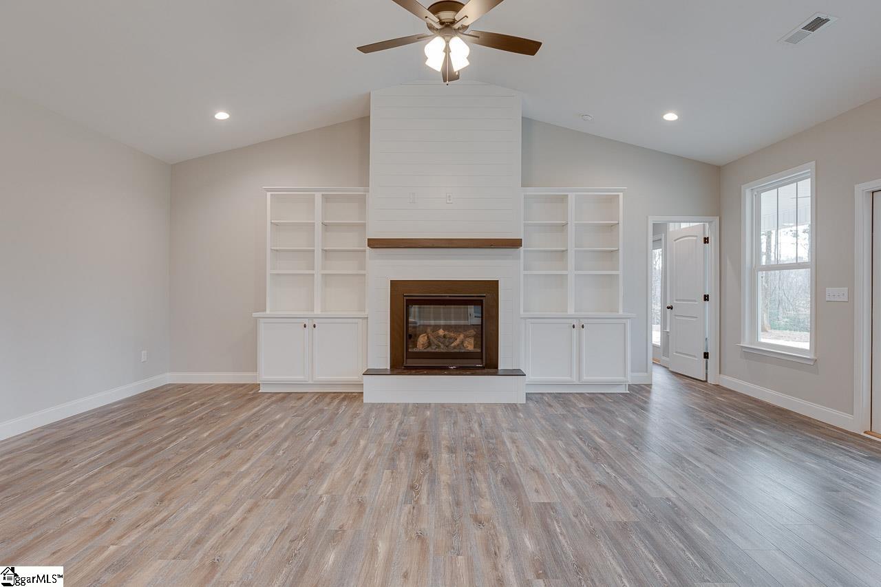 325 Groce Meadow Road Taylors, SC 29687 - Photo 18 of 36 Gallery Image 18