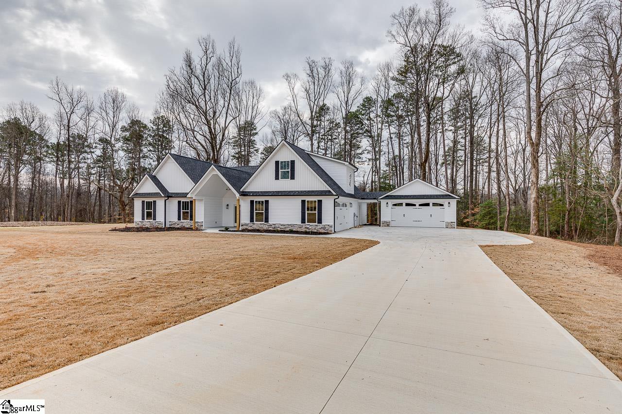 325 Groce Meadow Road Taylors, SC 29687 - Photo 2 of 36 Gallery Image 2