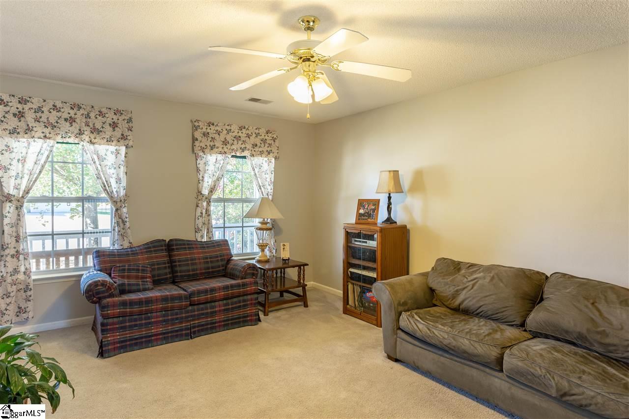 901 Veryfine Drive Fountain Inn, SC 29644 - Photo 3 of 19 Gallery Image 3
