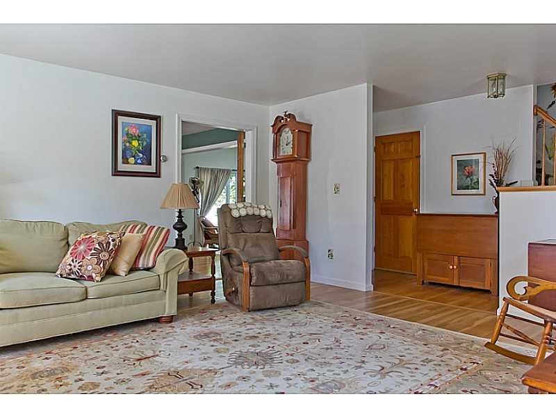 521 Cottage Road South Portland, ME 04106 - Photo 11 of 35 Living Room.
