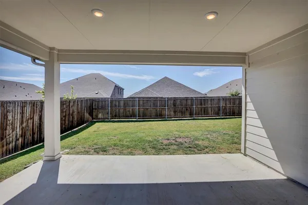 $2,045 | 523 Deer Canyon Way, Princeton, TX 75407